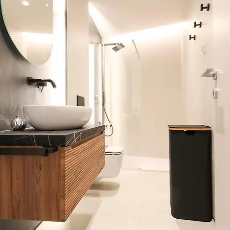 Hidden Luxury New Azulis Tigellio Suite#3 In The Old Town Апартаменти