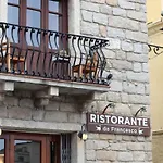 Apartment Azulis Tigellio 3 Renovated 1br Apartment, Historic Centre Olbia
