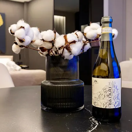 דירה Hidden Luxury New Azulis Tigellio Suite#3 In The Old Town אולביה