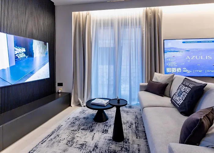 Hidden Luxury New Azulis Tigellio Suite#3 In The Old Town